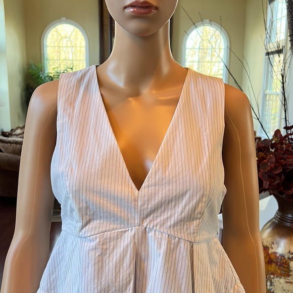 Zara Trafaluc Collection Top. Size 2 - Picture 4 of 5